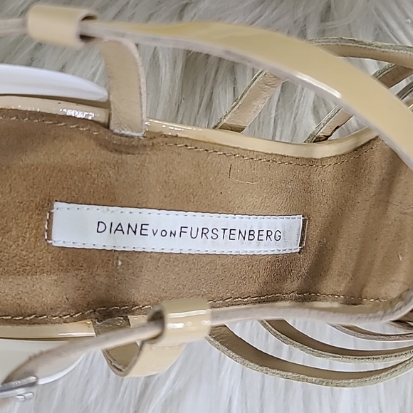 Diane von Furstenberg High Heel Sandals Size 9.5 Beige Patent Leather Sexy Shoes - Picture 3 of 13